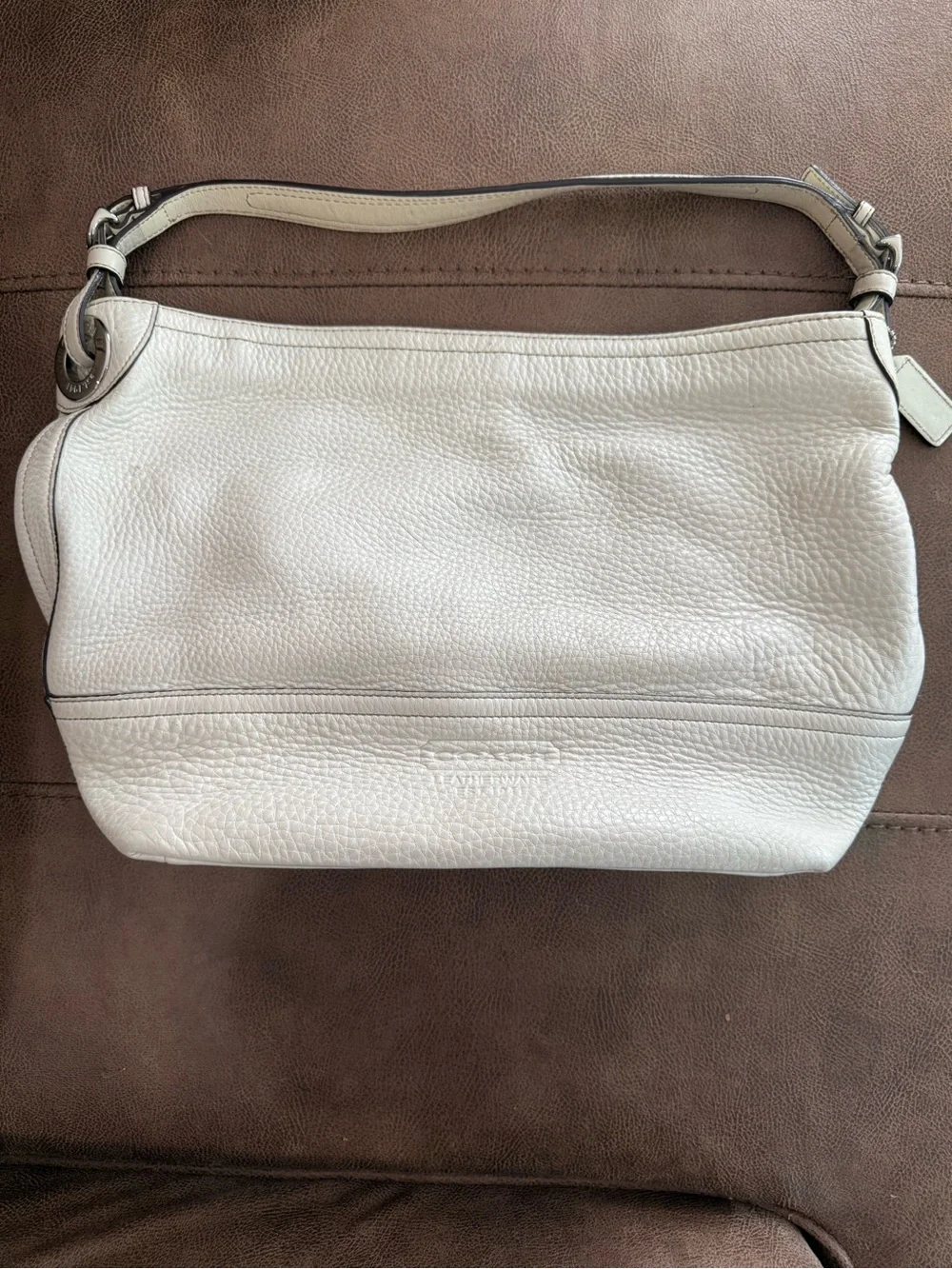 Vintage Coach 5715 White‎ Pebbled Leather Shoulder Hobo Bag Y2K 2005